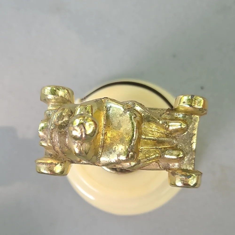 Gold‎ Trophy Figurine Go Kart